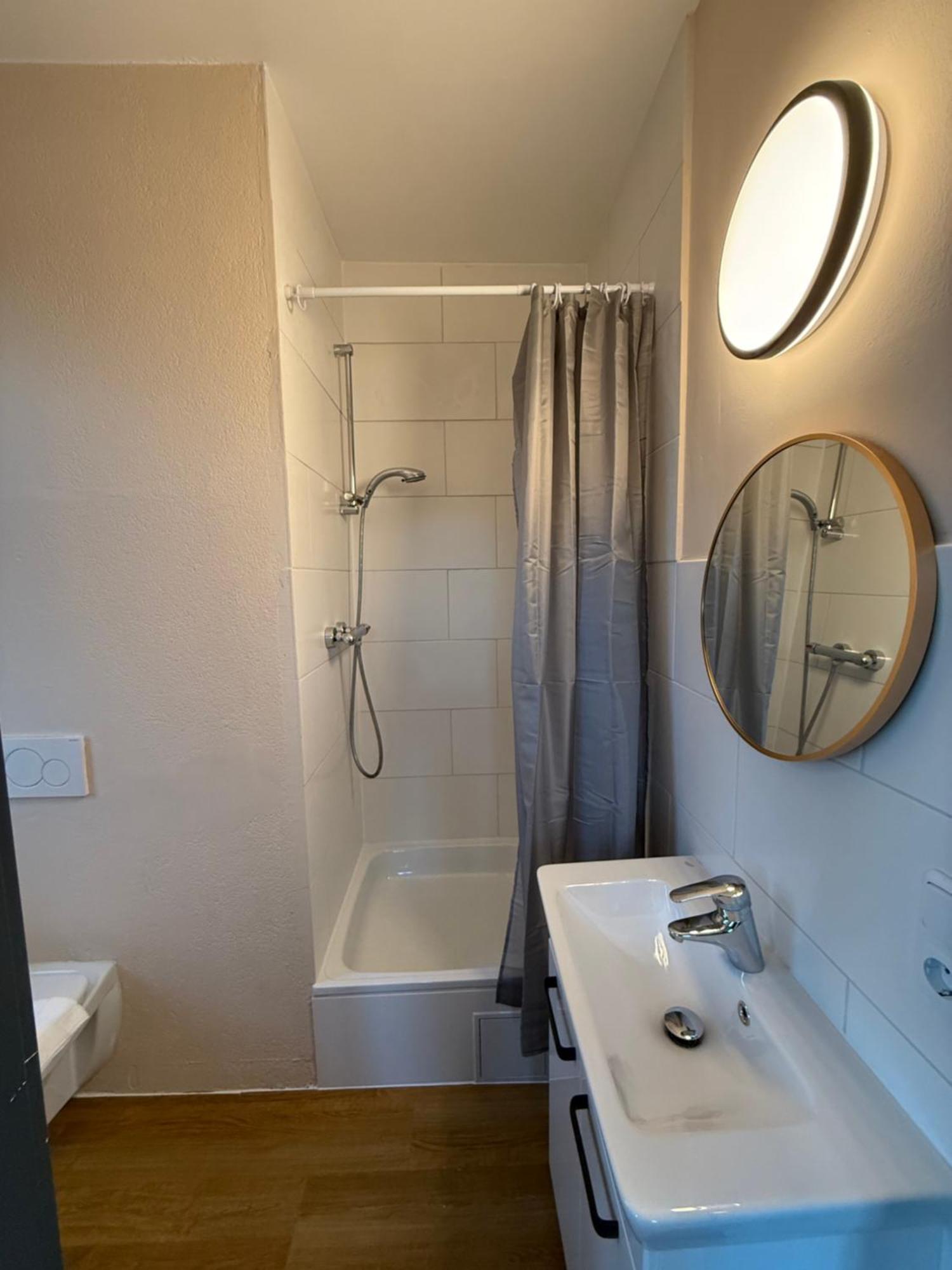 Crown Living Villa Blumenau Studios, Smarttv, Parkplatz Lustenau Exterior photo